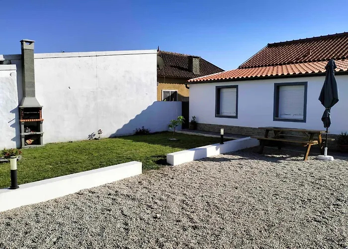 別荘 Casa Da Pitoquinha Ii